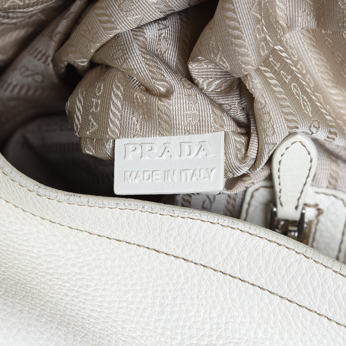 Vitello Daino Hobo Bianco