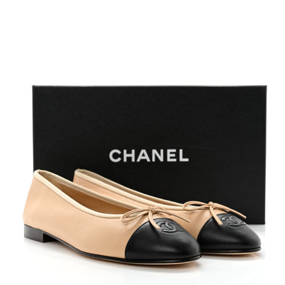 Chanel Lambskin Cap Toe CC Ballerina Flats 39.5 Beige Black 9 of 9