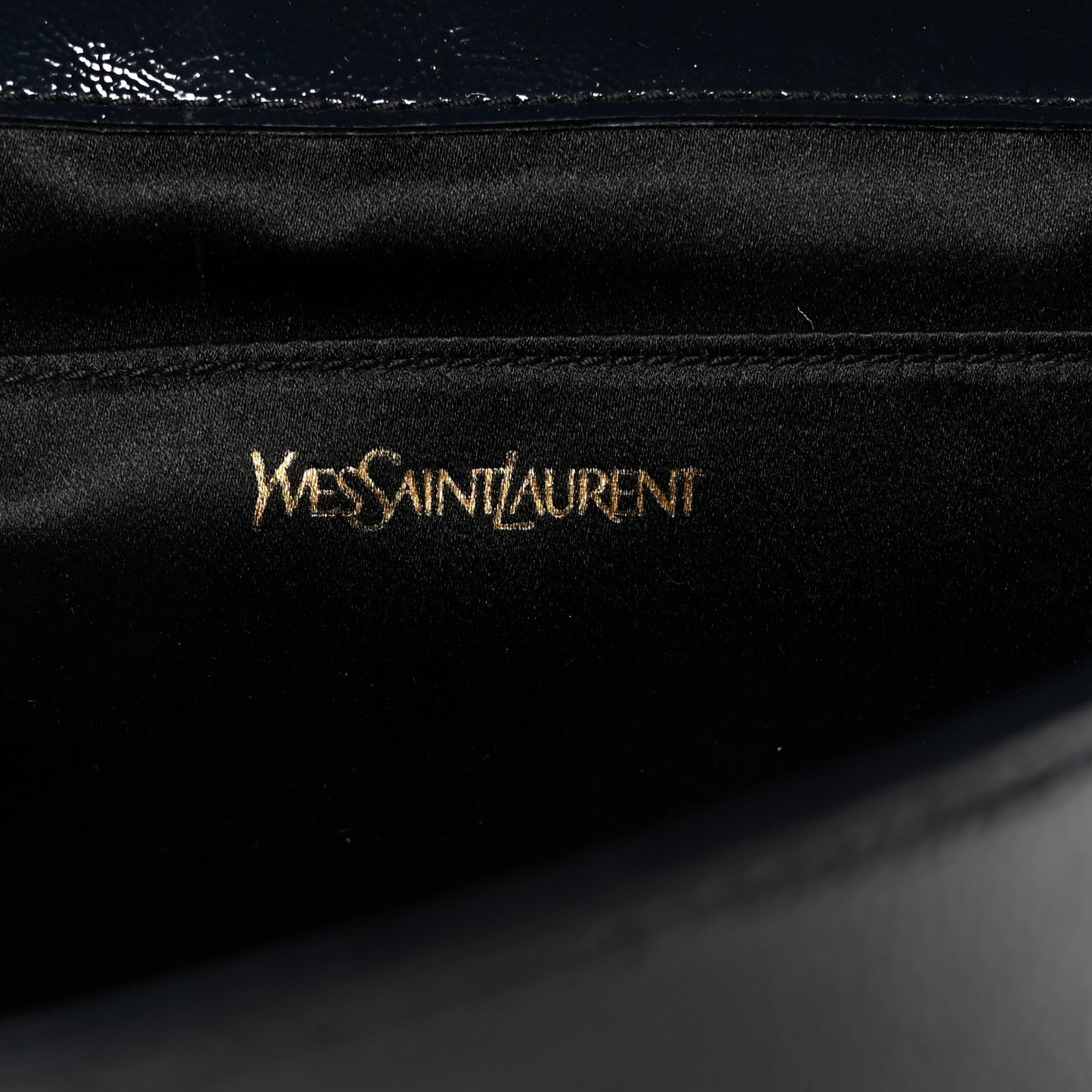 Textured Patent Calfskin Monogram Large Belle De Jour Clutch Navy