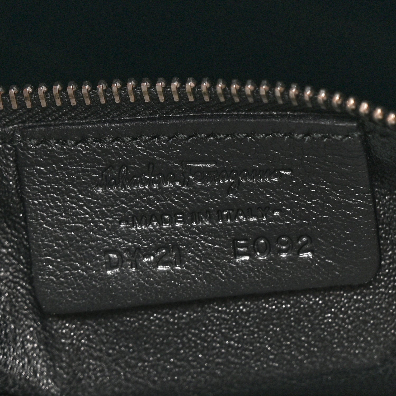 Salvatore Ferragamo Patent Jody Shoulder Bag Black 13 of 19