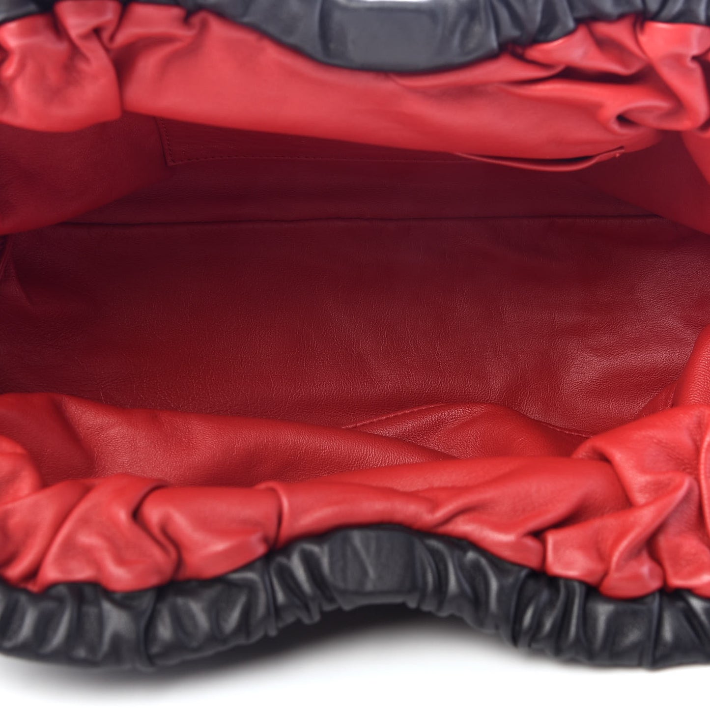 Lambskin Cloud Clutch Black Flamma