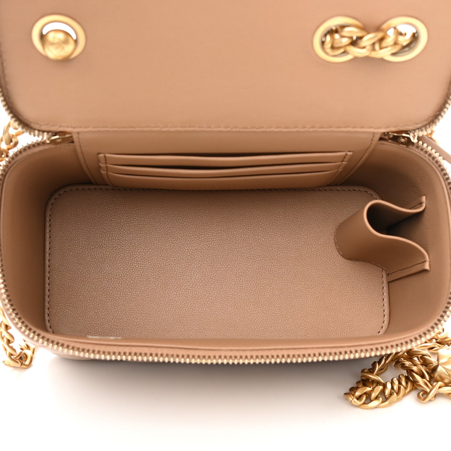 Lambskin Quilted Pearl Crush Small Vanity Case With Chain Beige