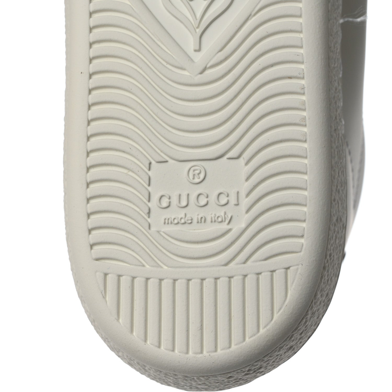 Gucci Calfskin Interlocking G Perforated Womens Ace Sneakers 35.5 White Grey Sky 8 of 8
