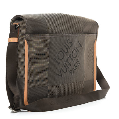 Louis Vuitton Damier Geant Messenger Bag Terre 2 of 8