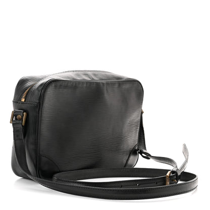 Louis Vuitton Epi Trocadero 24 Black 3 of 18