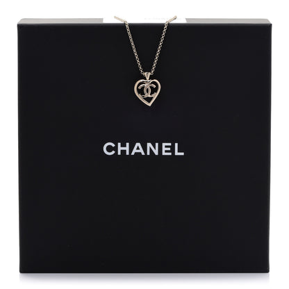 Chanel CC Heart Chain Pendant Necklace Gold 6 of 6
