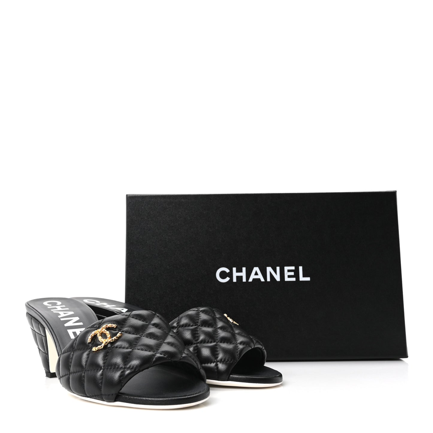 Lambskin Quilted Textured CC Mules 39 Black