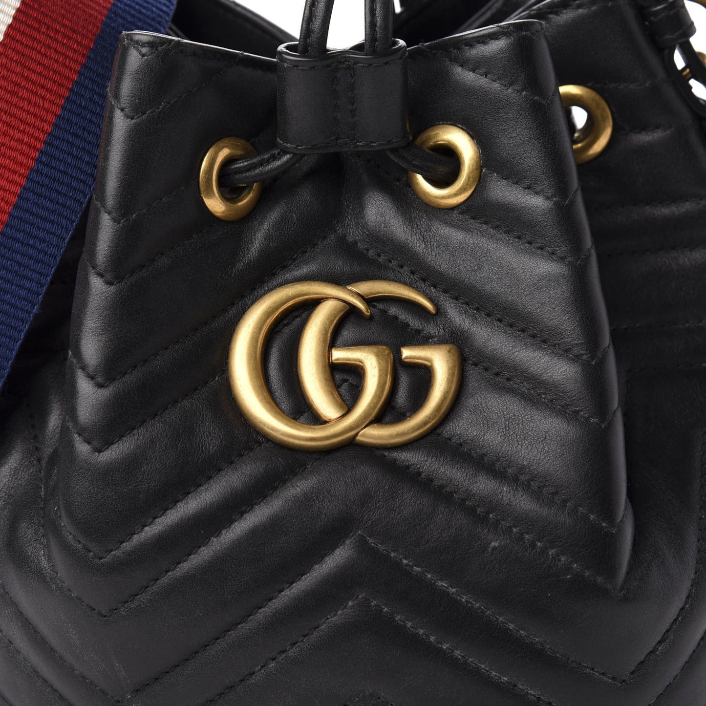 Calfskin Matelasse Sylvie Web GG Marmont Bucket Bag Black