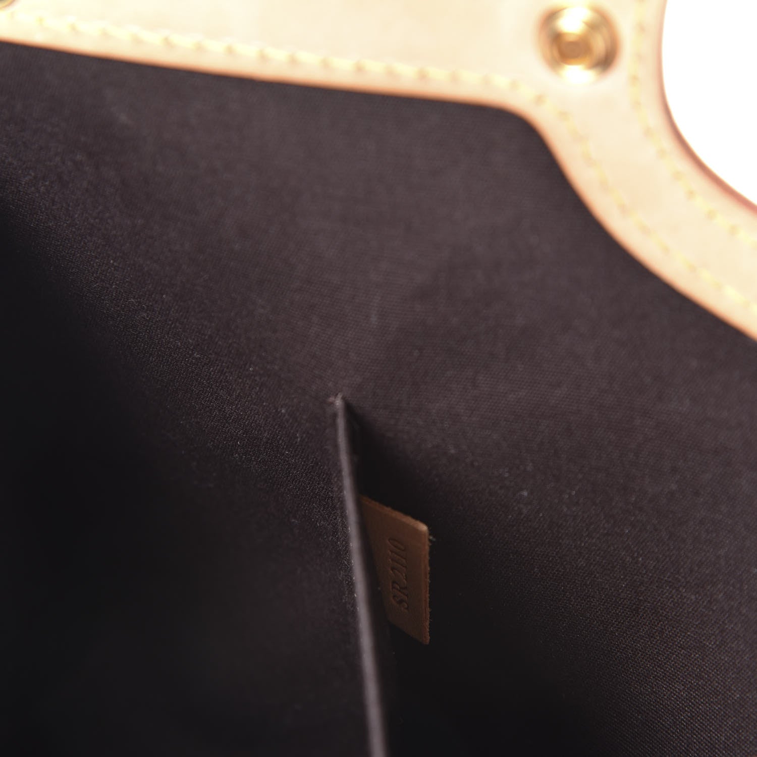 Louis Vuitton Vernis Roxbury Drive Amarante 8 of 11
