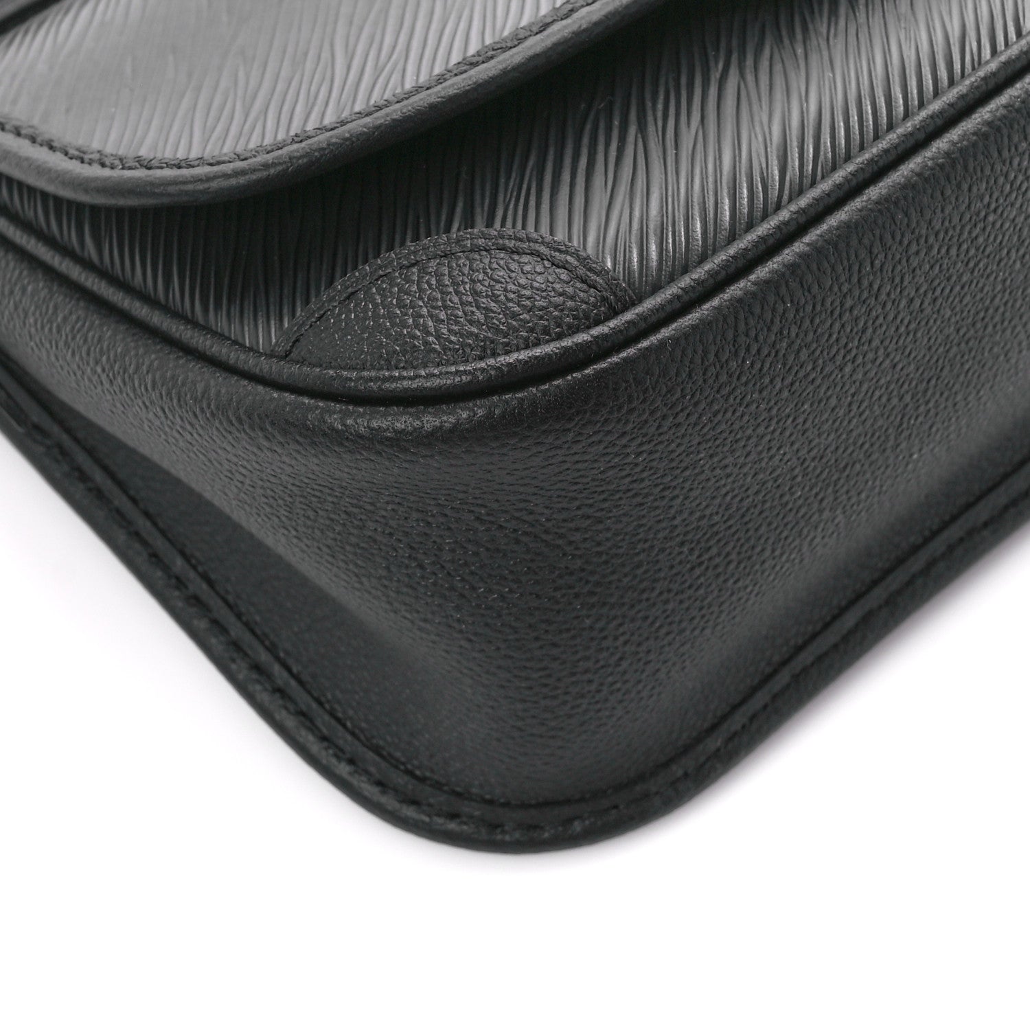 Louis Vuitton Epi Buci Crossbody Black 9 of 11