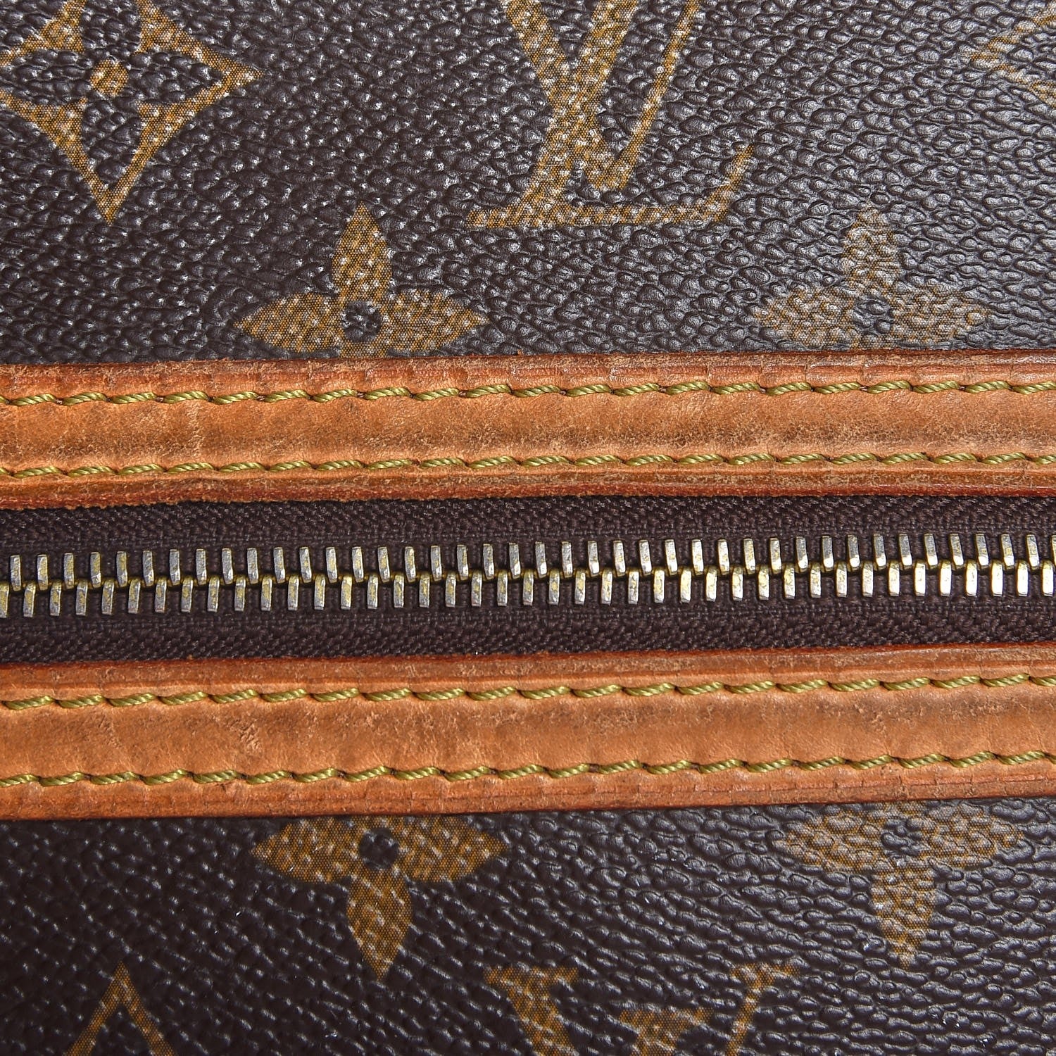 Louis Vuitton Monogram Bosphore PM Messenger 18 of 20