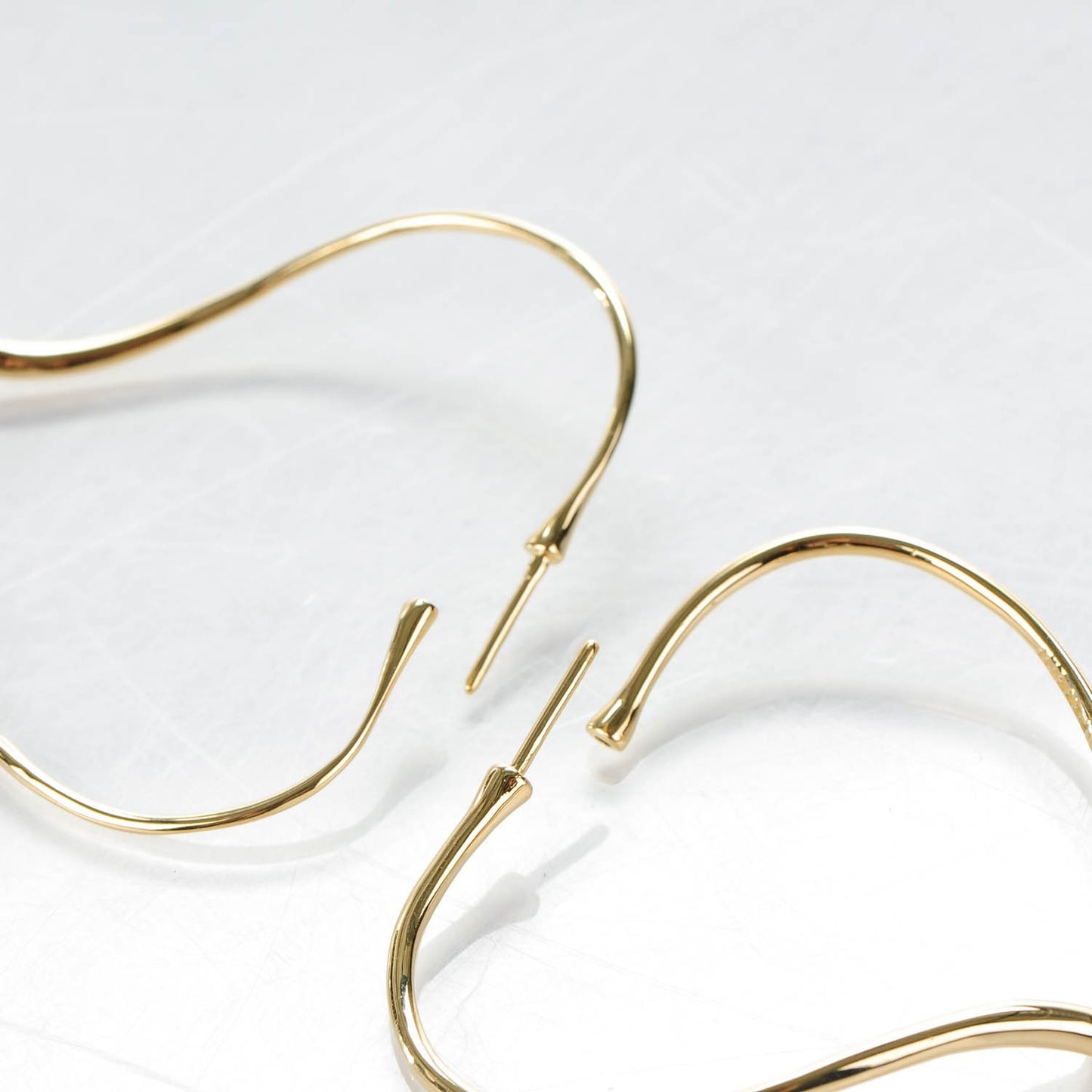18K Yellow Gold Medium Elsa Peretti Open Heart Hoop Earrings