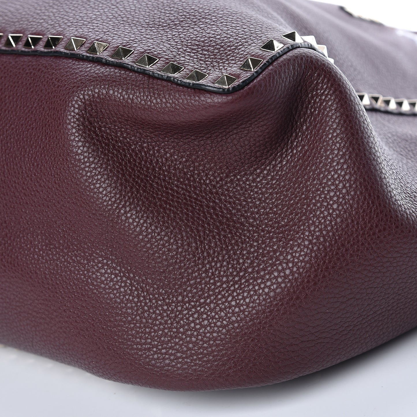 Grained Calfskin Large Rockstud Reversible Tote Light Cuir Rubin