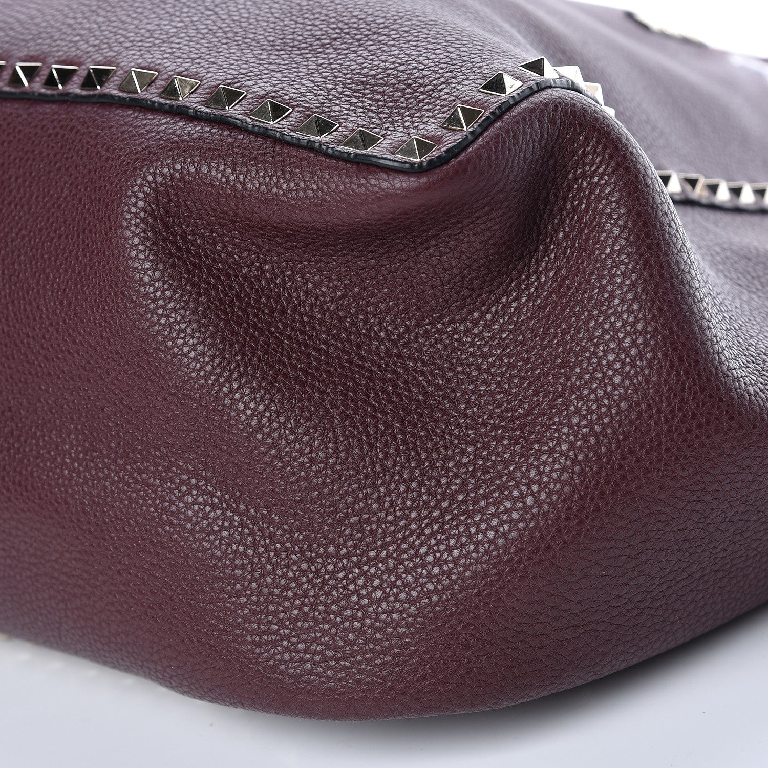 Valentino Garavani Grained Calfskin Large Rockstud Reversible Tote Light Cuir Rubin 14 of 16