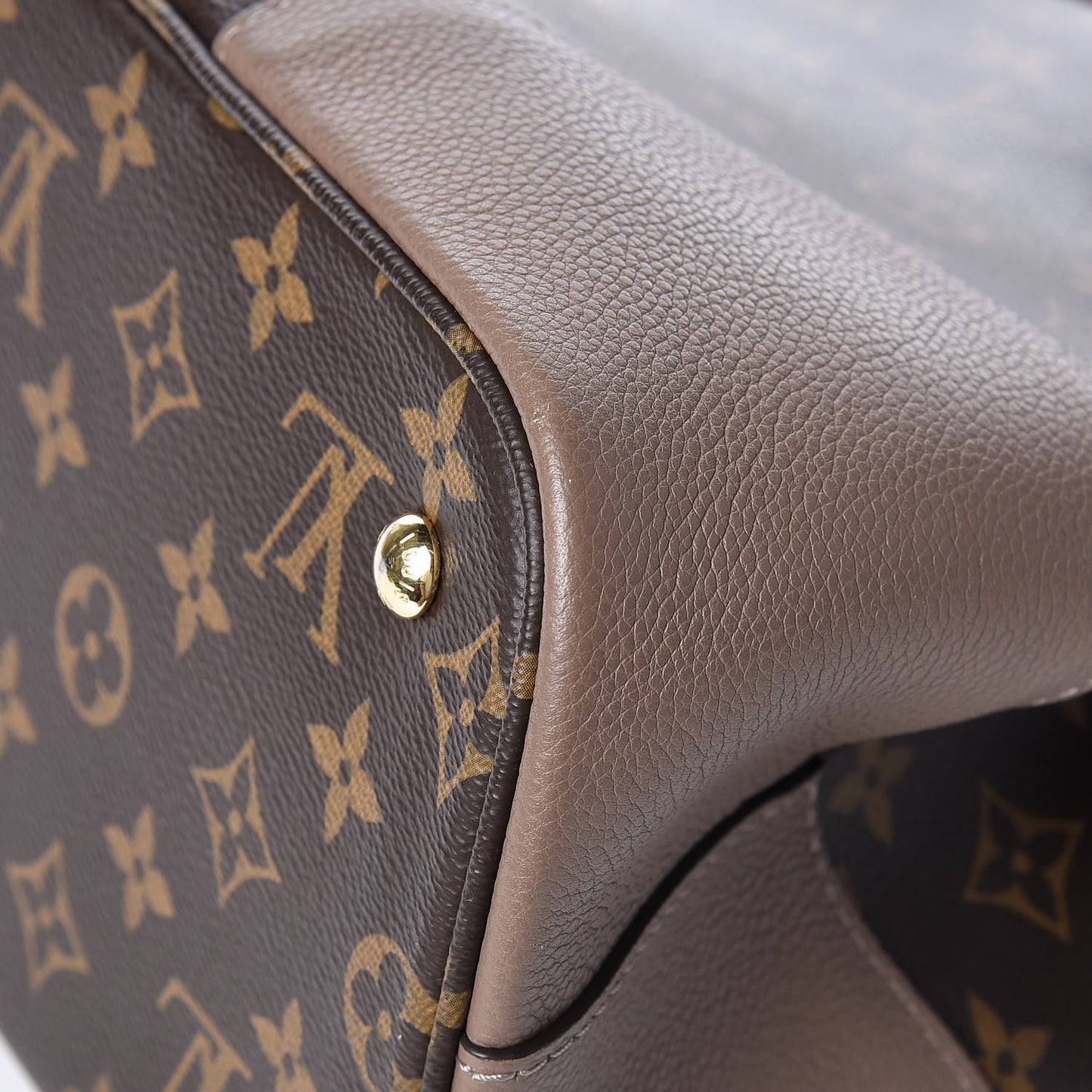 Monogram Flandrin Taupe Glace
