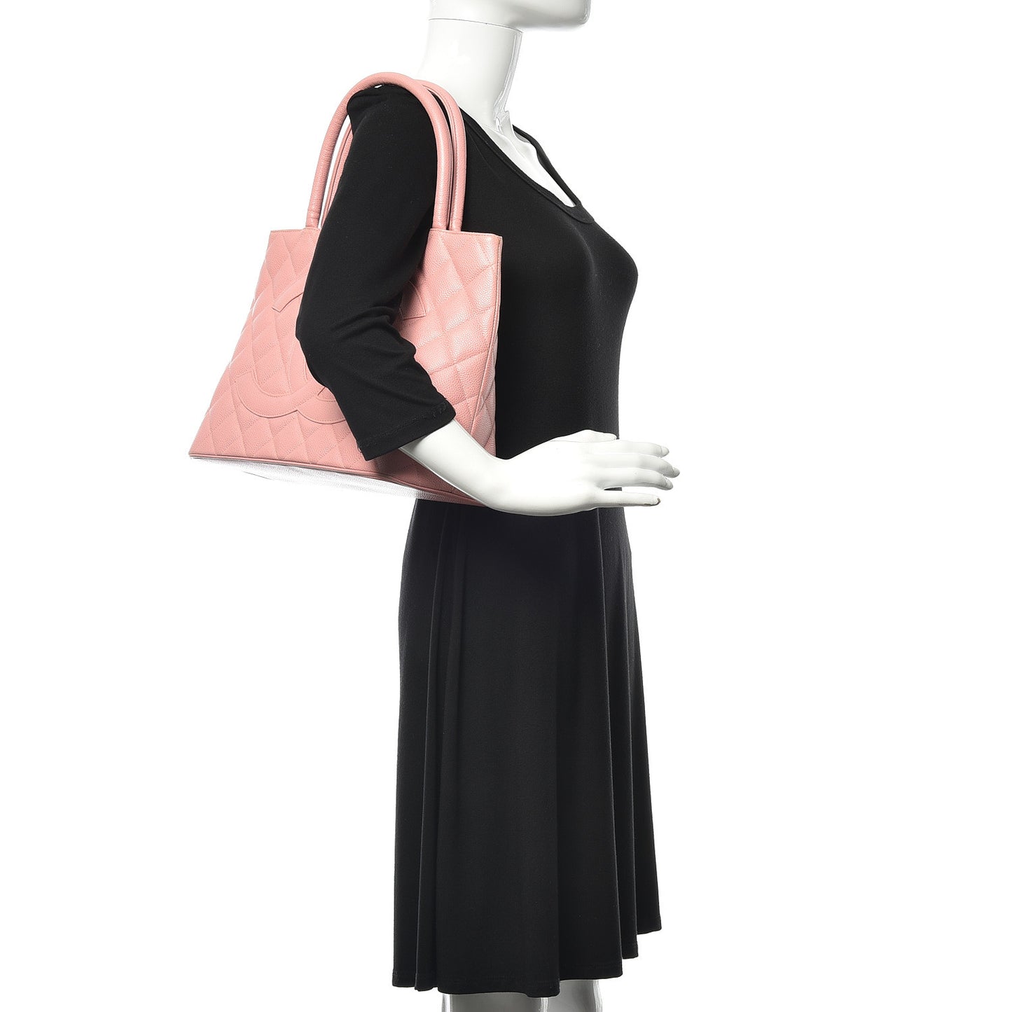 Caviar Quilted Medallion Tote Light Pink