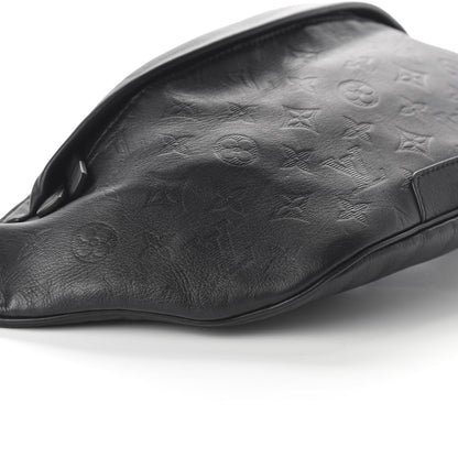 Louis Vuitton Calfskin Monogram Shadow Discovery Bumbag Black 6 of 9