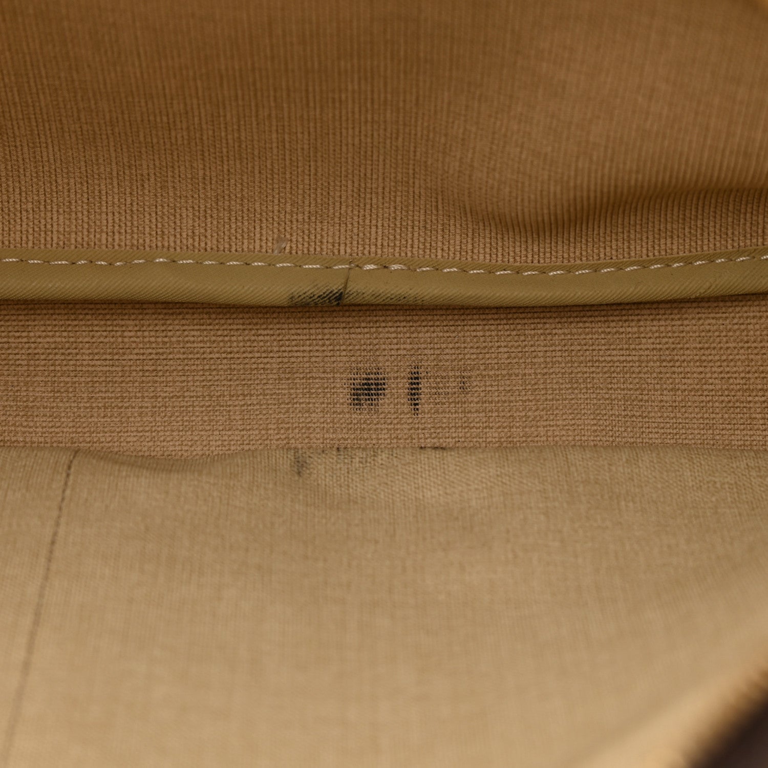 Louis Vuitton Monogram Reporter GM 13 of 18
