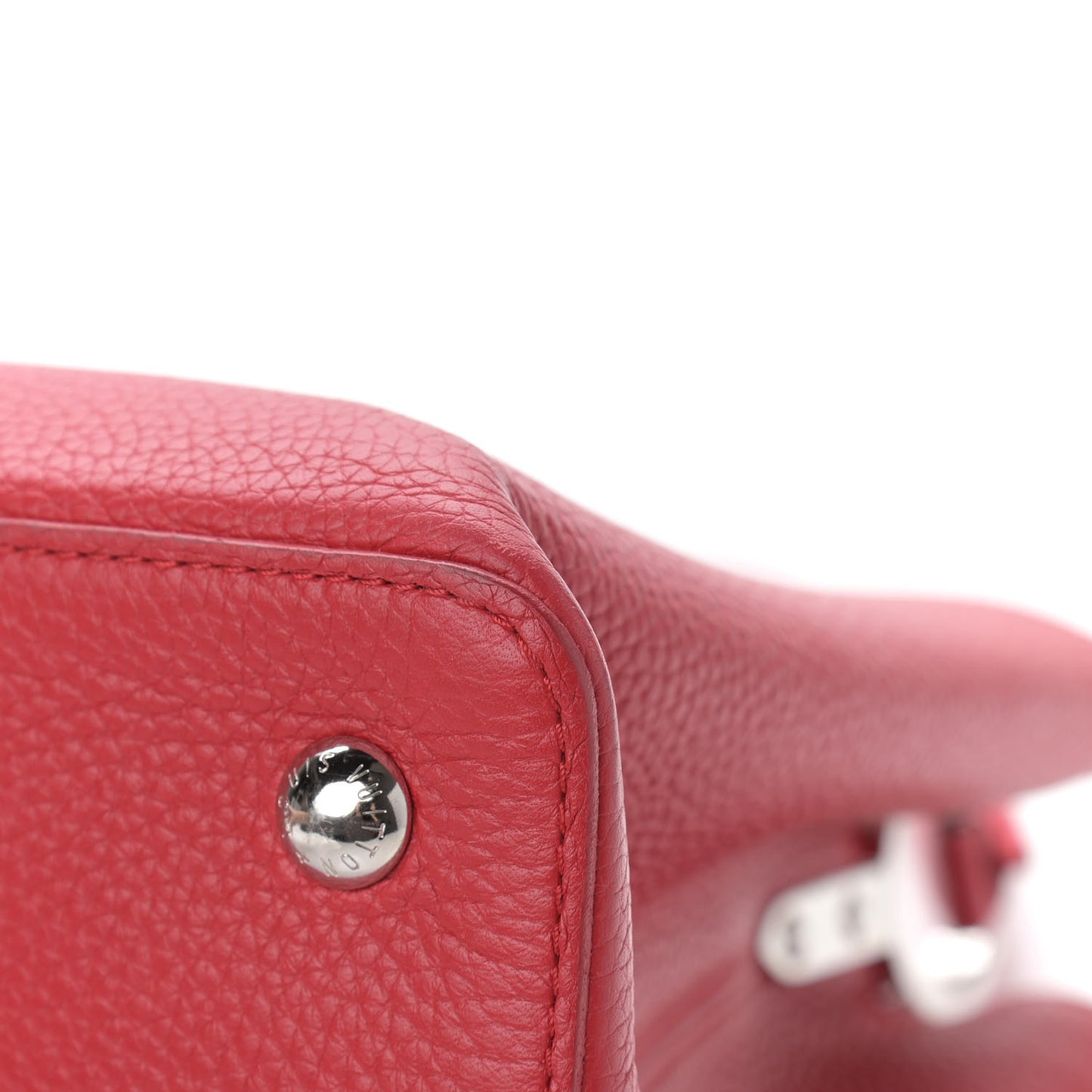 Taurillon Capucines MM Rubis