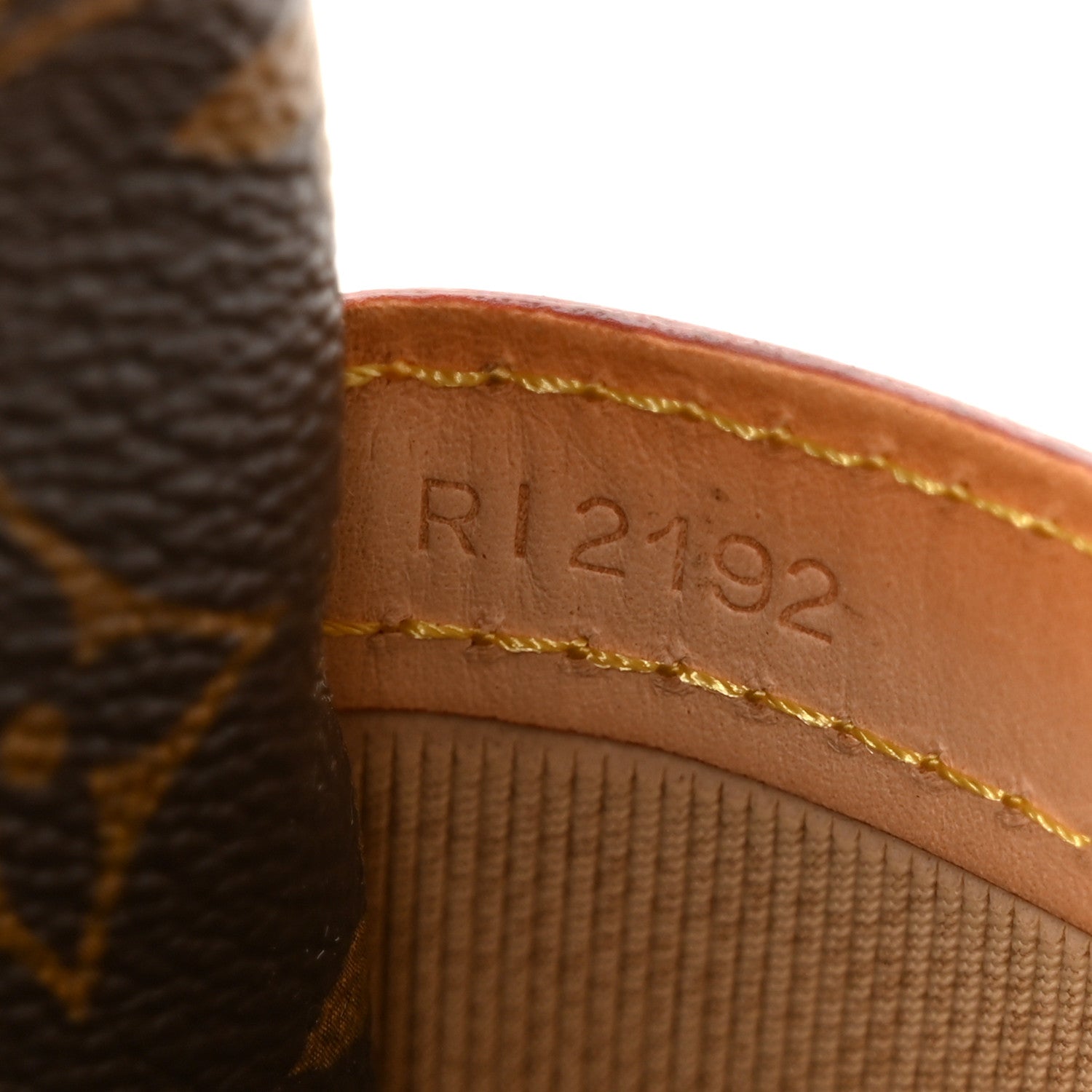 Louis Vuitton Monogram Reporter PM 7 of 11