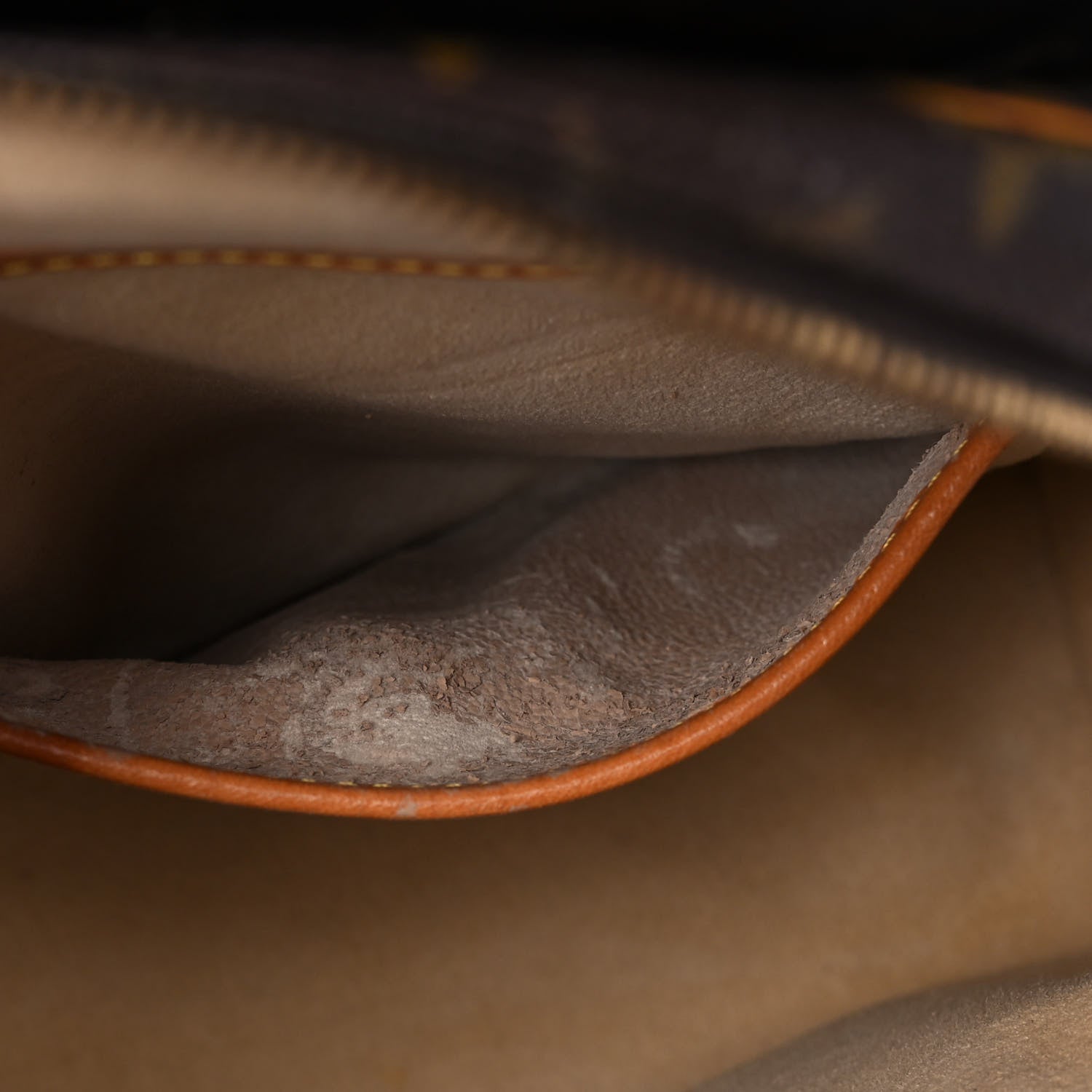 Louis Vuitton Monogram Rivoli Briefcase 23 of 24