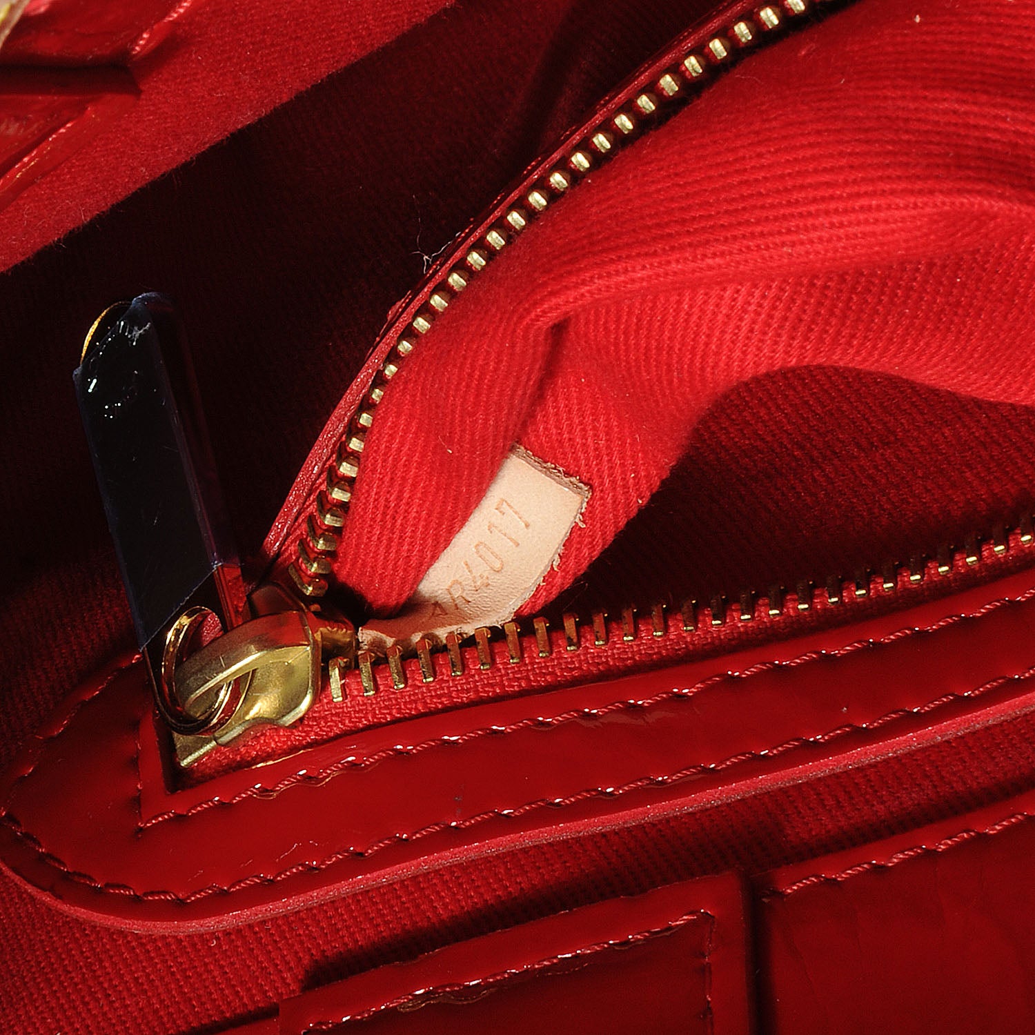 Louis Vuitton Monogram Neo Bucket Rubis 11 of 11