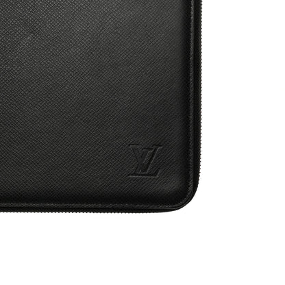 Louis Vuitton Taiga Ipad Case Ardoise 7 of 9