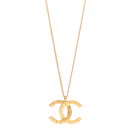 Chanel Metal CC Paris Button Necklace Gold 1 of 4