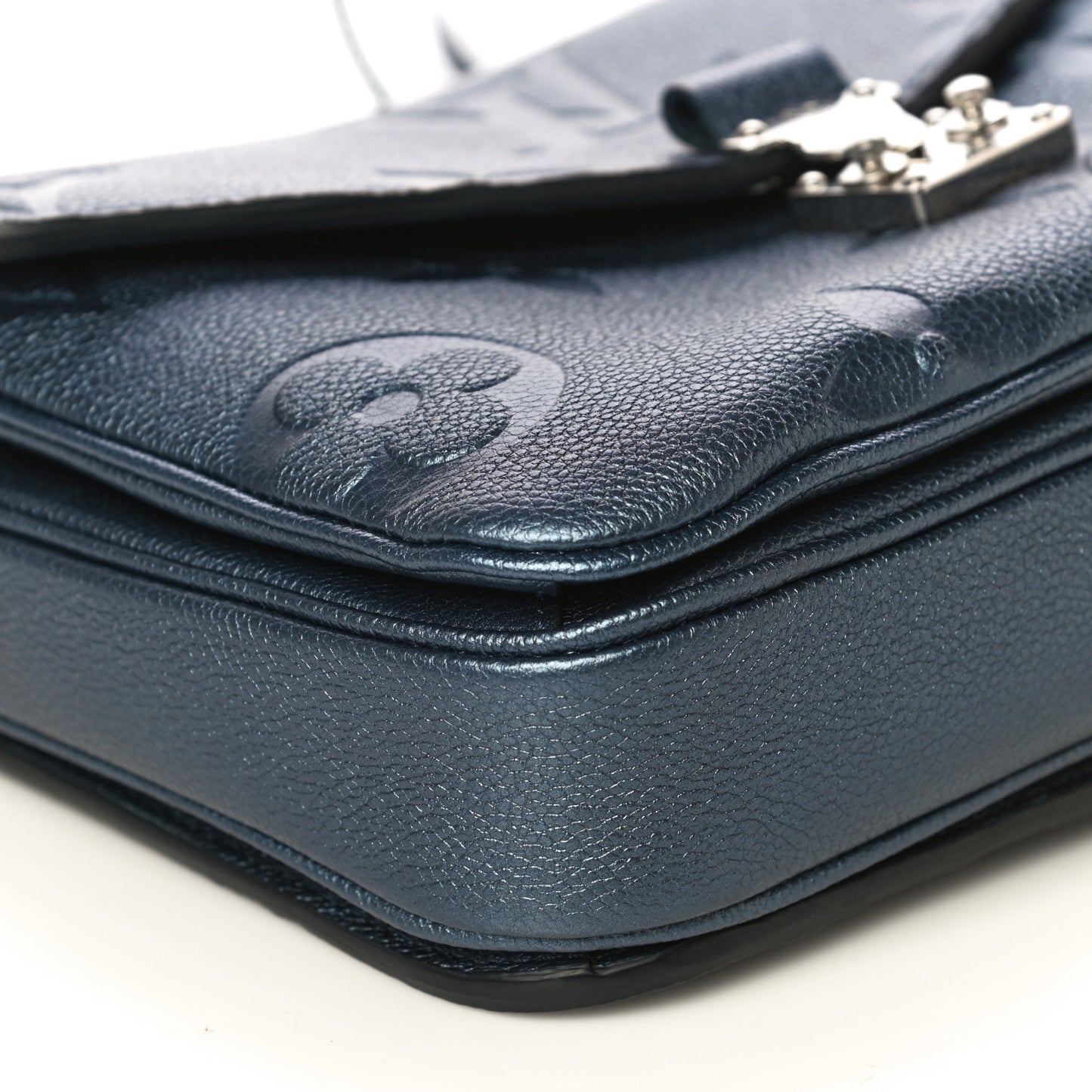 Metallic Empreinte Monogram Giant Pochette Metis Navy Nacre