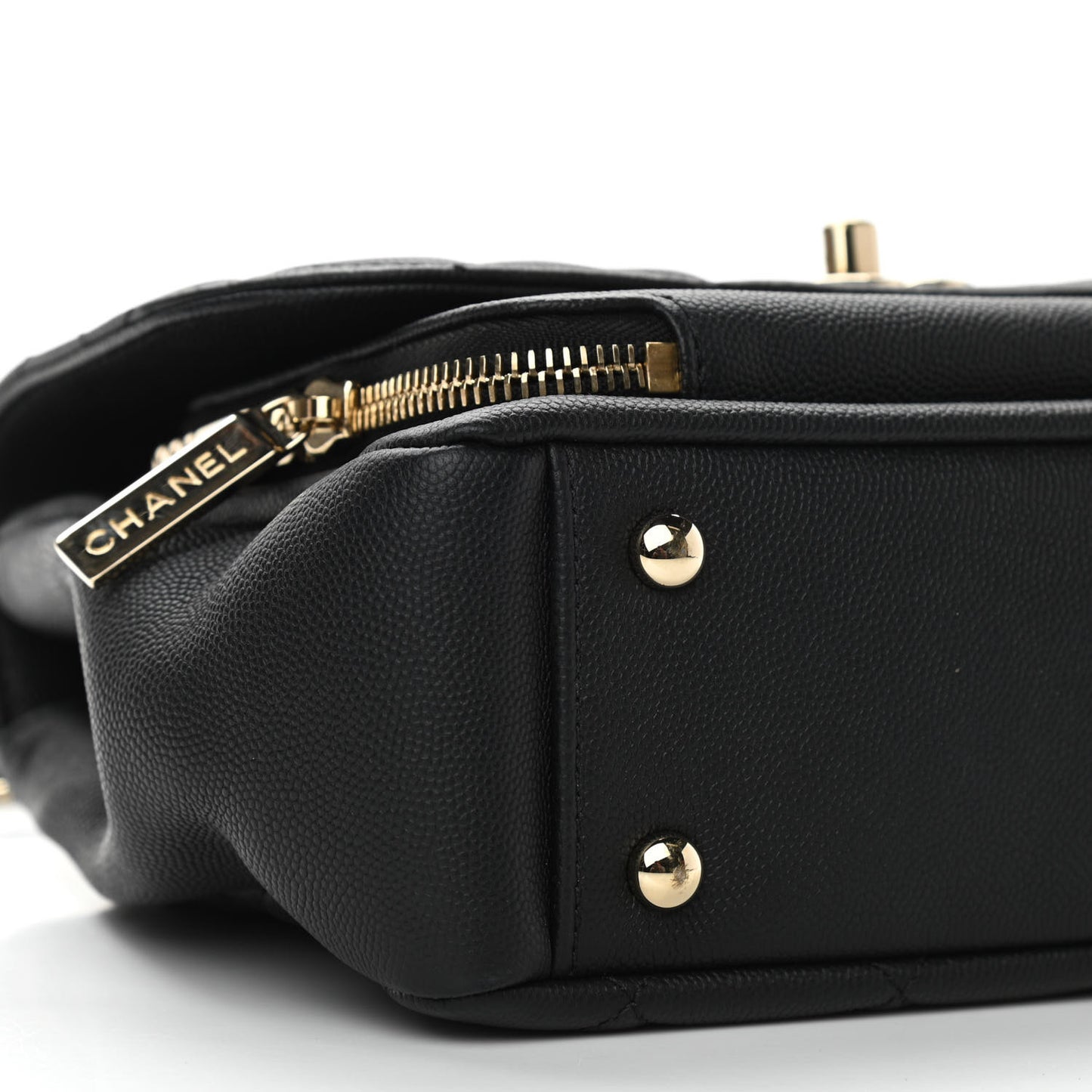 Caviar Quilted Medium Business Affinity Flap Black