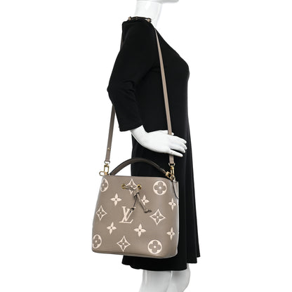 Louis Vuitton Empreinte Monogram Giant Neonoe MM Tourterelle Creme 2 of 9