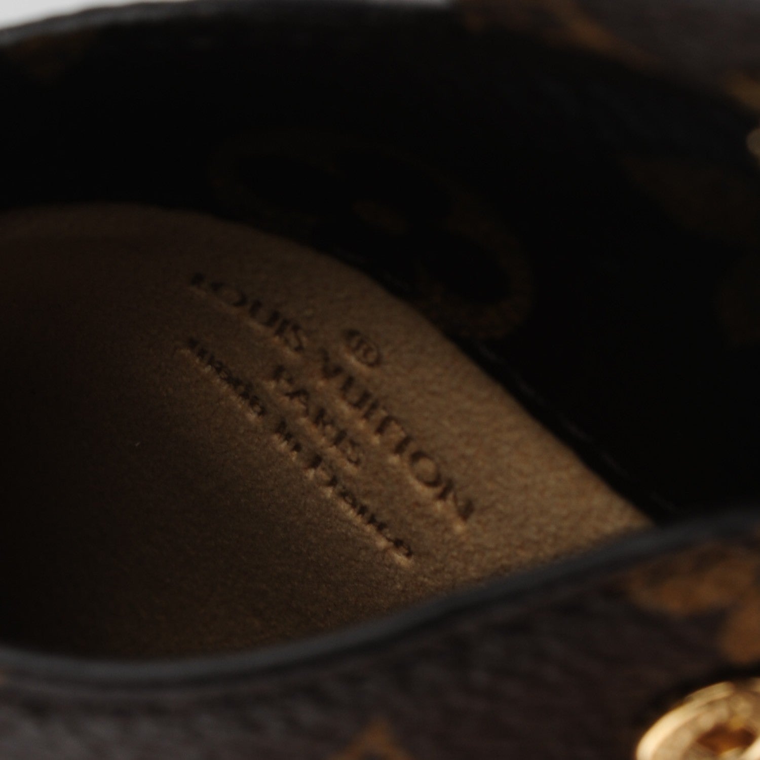 Louis Vuitton Monogram Sunglasses Case MM 6 of 7