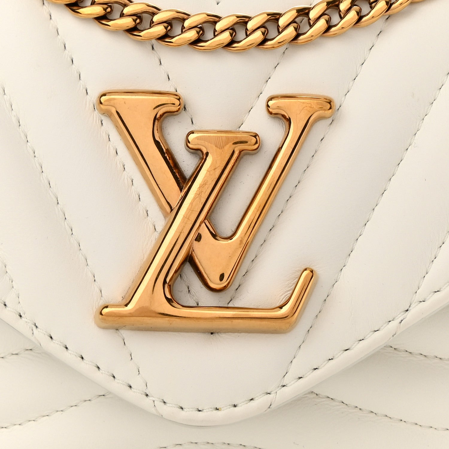 Louis Vuitton Calfskin New Wave Multi Pochette Snow 7 of 10