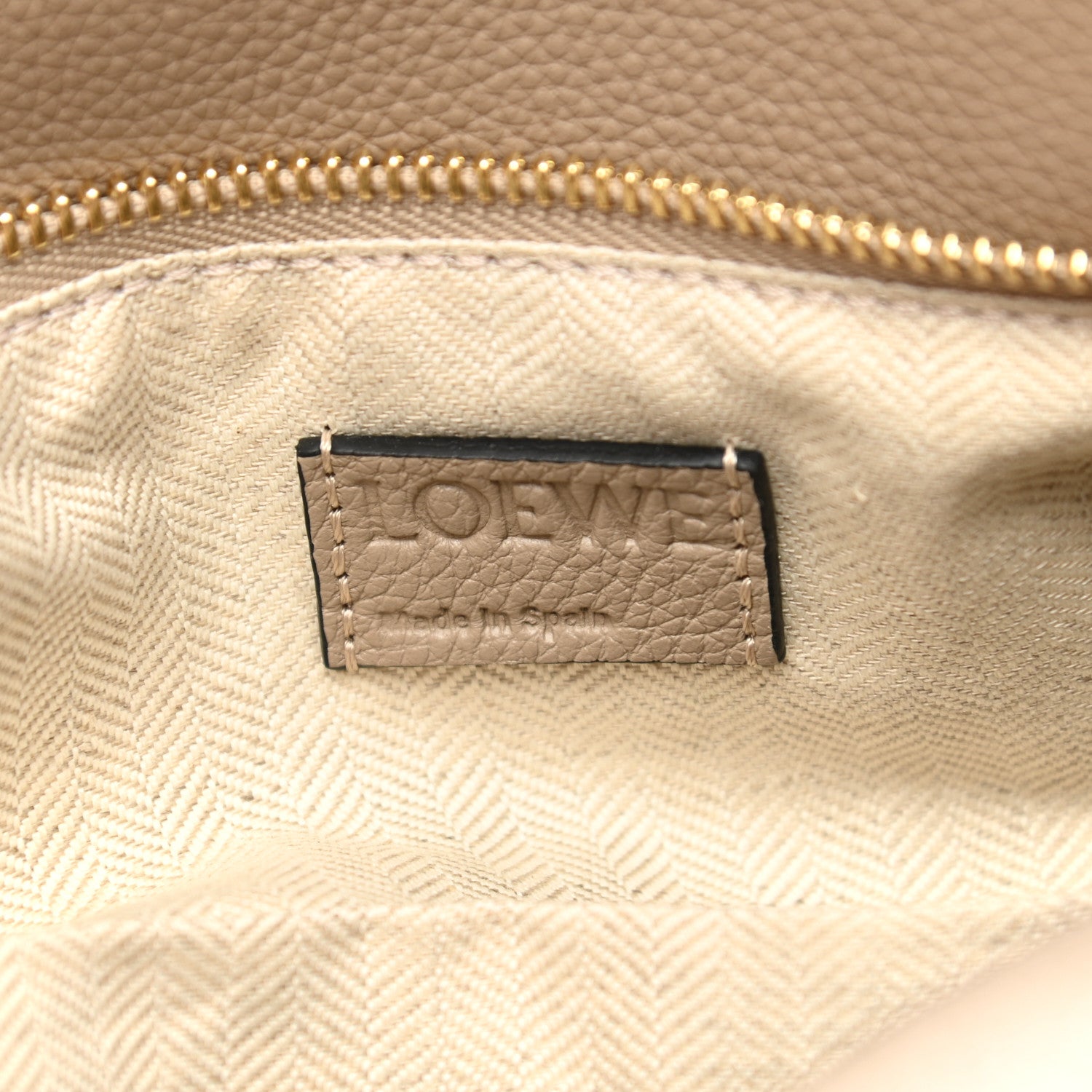 Loewe Grained Calfskin Small Puzzle Bag Sand 6 of 9