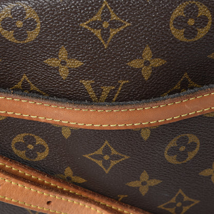Louis Vuitton Monogram Blois 26 of 26