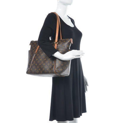 Louis Vuitton Monogram Totally MM 2 of 15