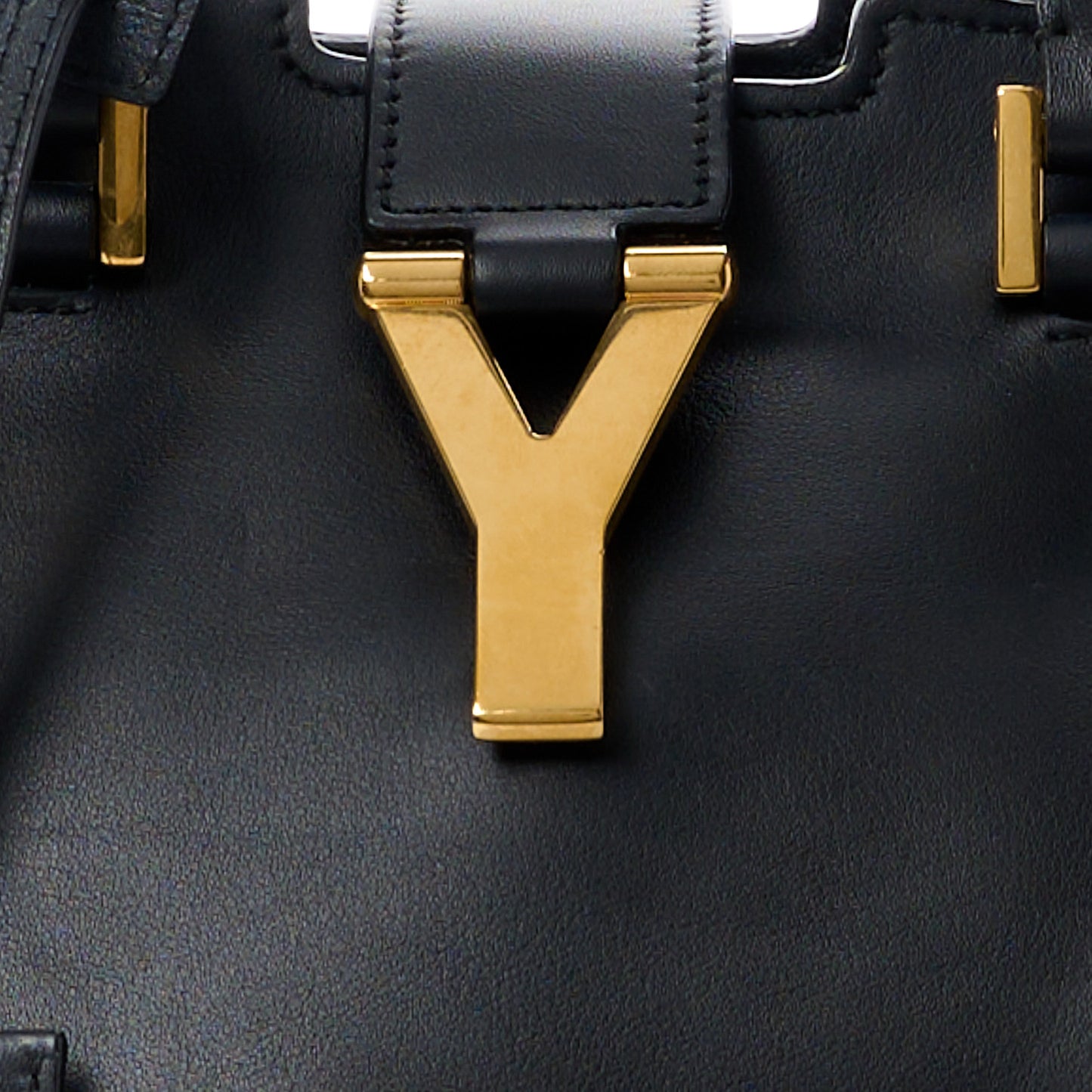 Calfskin Small Classic Y Cabas Black
