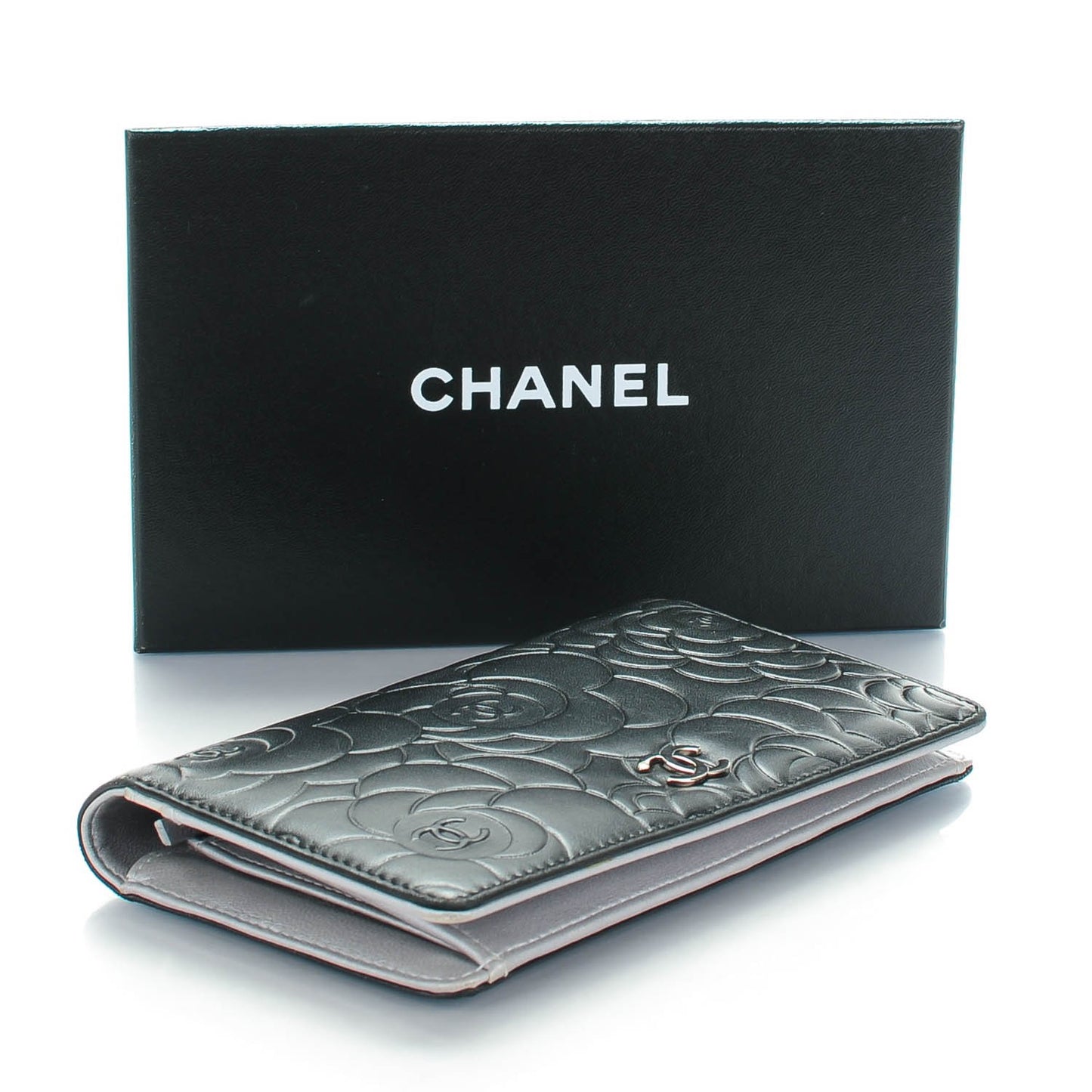 Lambskin Camellia Embossed Yen Wallet Black