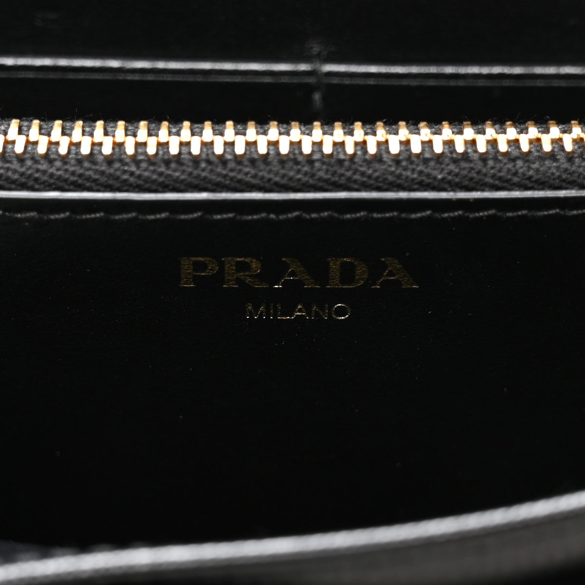 Prada Vitello Move Metal Oro Chain Wallet Black 6 of 11