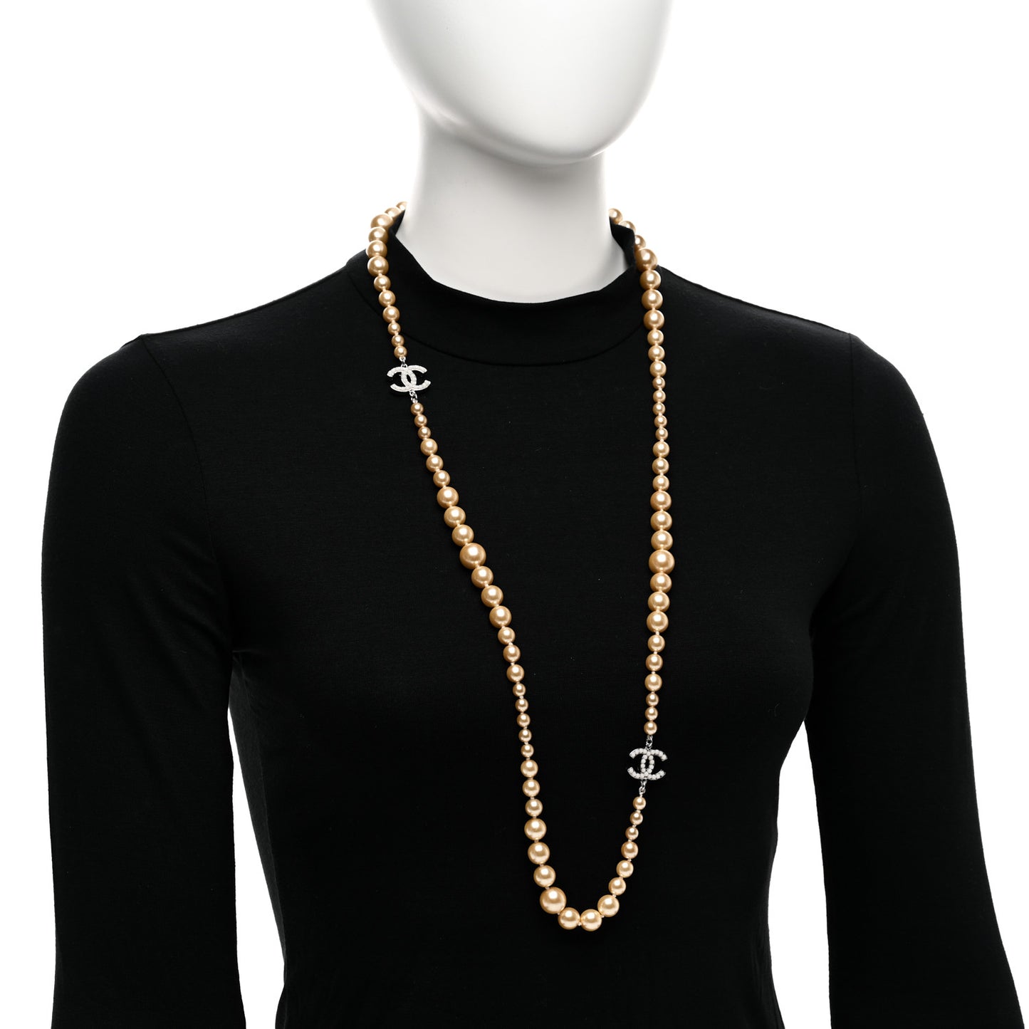 Graduated Pearl CC Long Necklace Silver