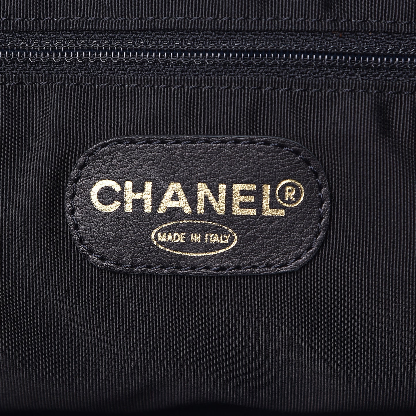 Caviar CC Tote Black