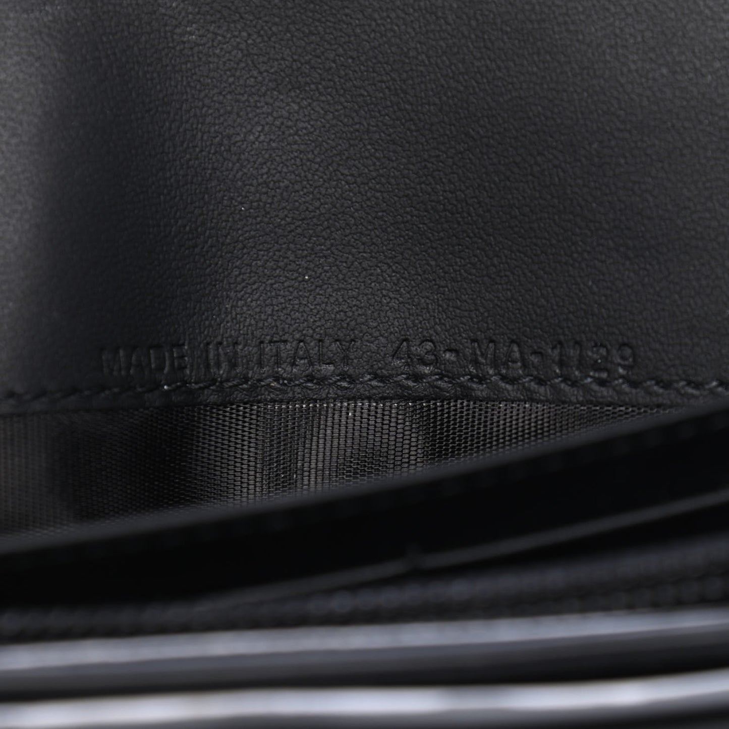 Ultra Matte Calfskin Saddle Chain Wallet Pouch Black