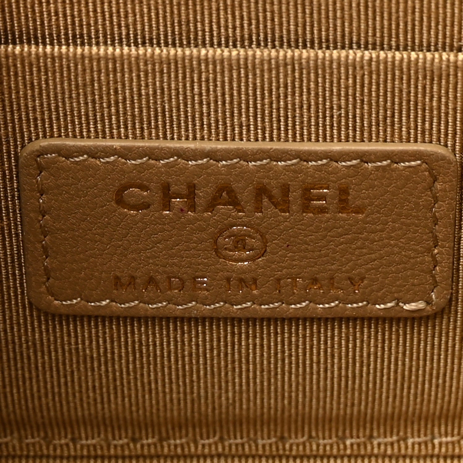 Chanel Goatskin Chic Pearls Clutch On Chain White 6 of 10