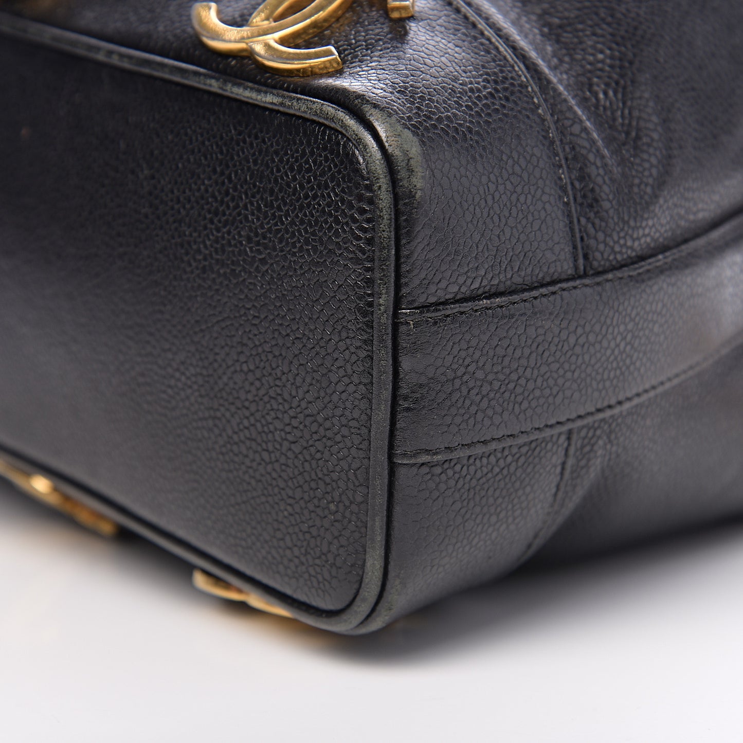 Caviar CC Drawstring Shoulder Bag Black