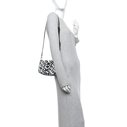 Louis Vuitton X UF Tufted Monogram Pochette Accessories White Black 2 of 11