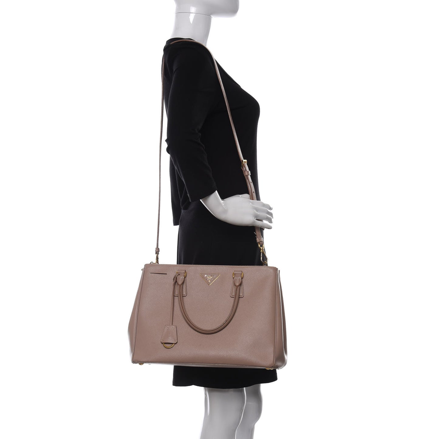 Saffiano Medium Galleria Double Zip Tote Cammeo