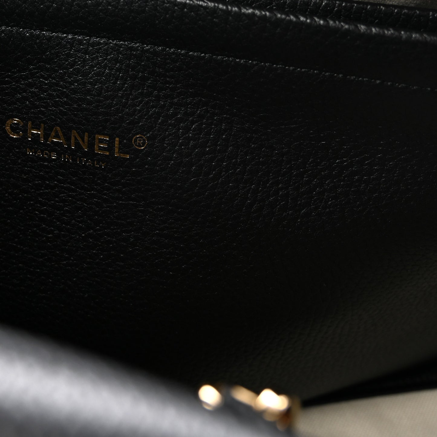 Grained Calfskin Stitched Urban Essentials Large Shopping Bag Black