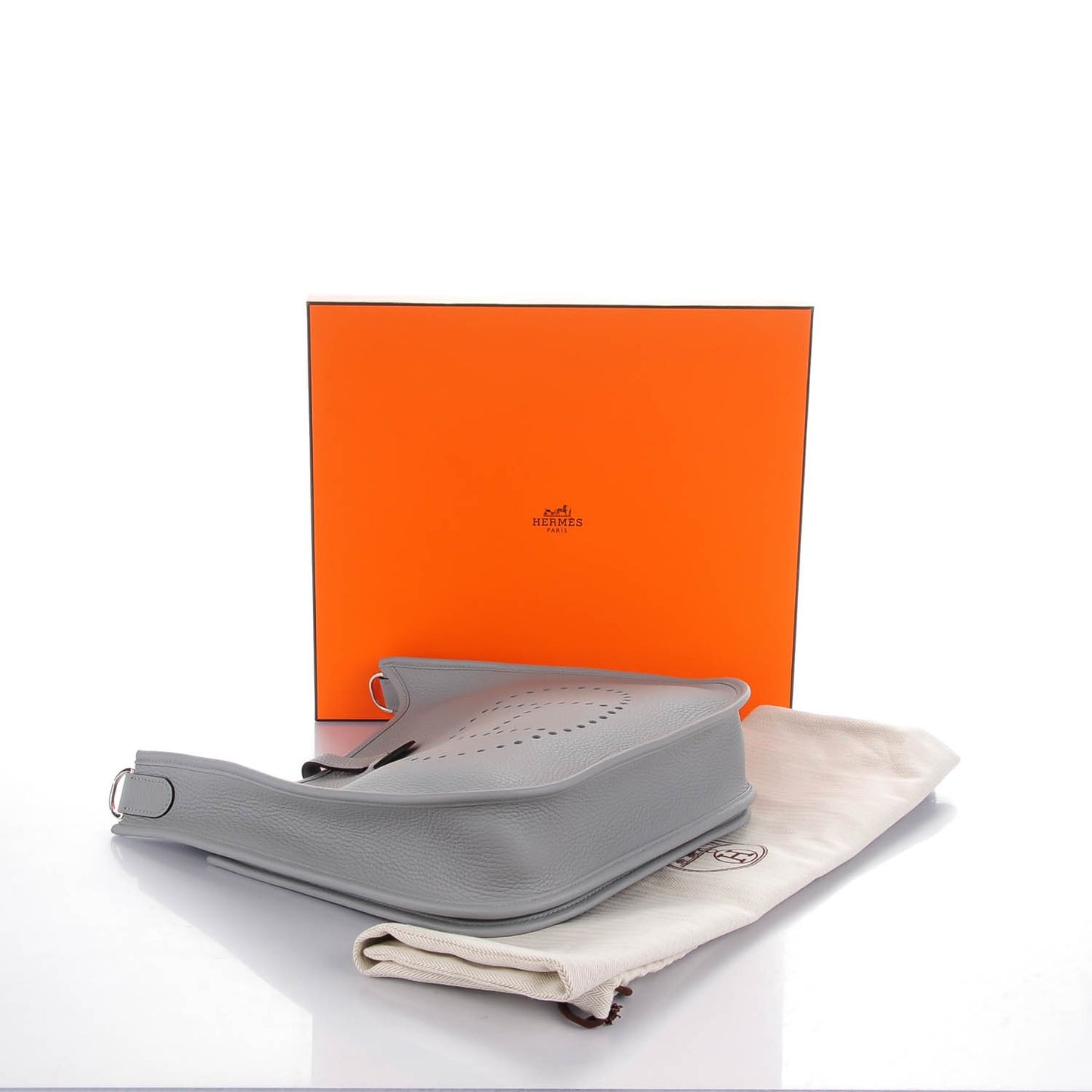 Taurillon Clemence Evelyne III PM Gris Mouette