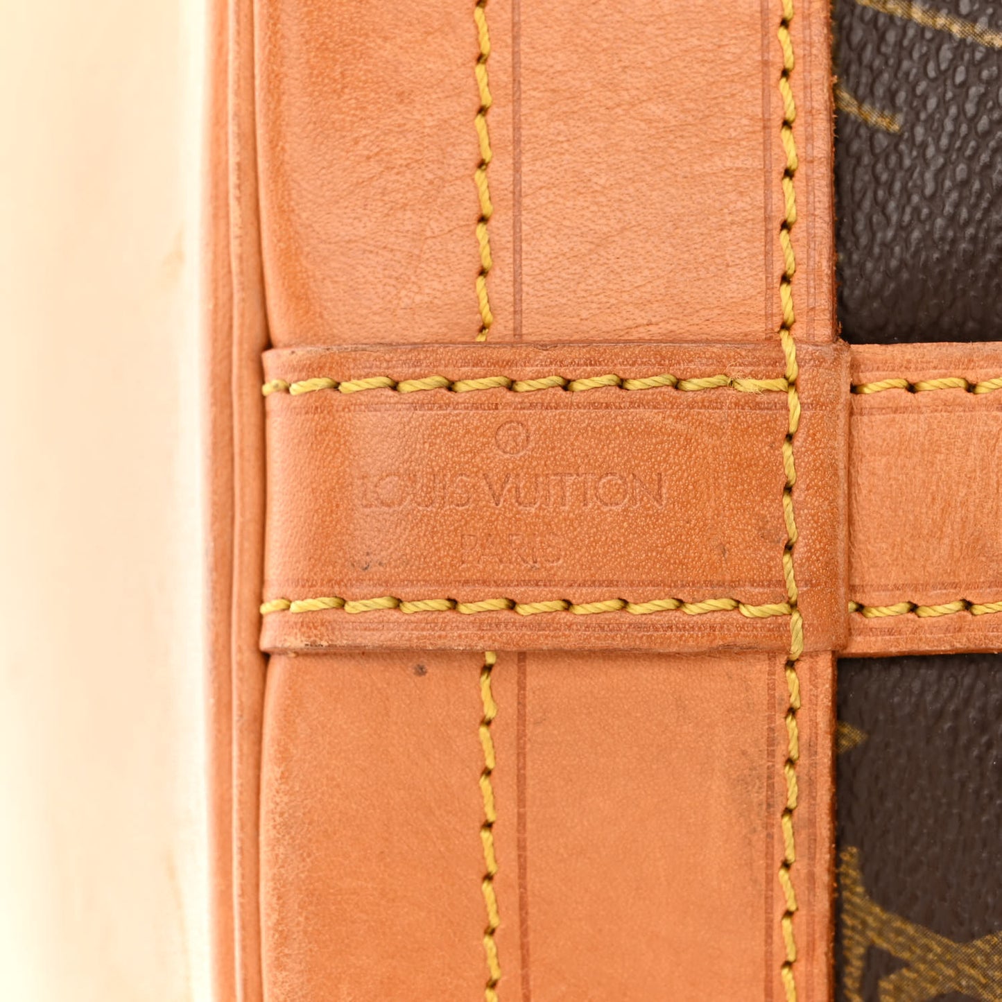 Monogram Noe