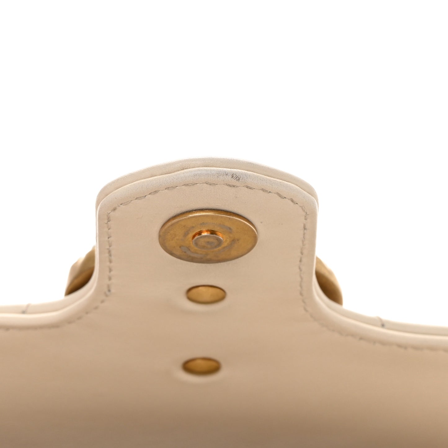 Calfskin Matelasse Pearly GG Marmont Chain Belt Bag Mystic White